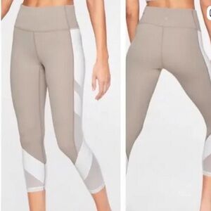 Athleta Exhale Leggings Beige and White Mesh Capri Medium